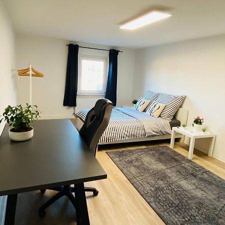 Ihr Zimmer In Freital Bei Dresden Bagian luar foto