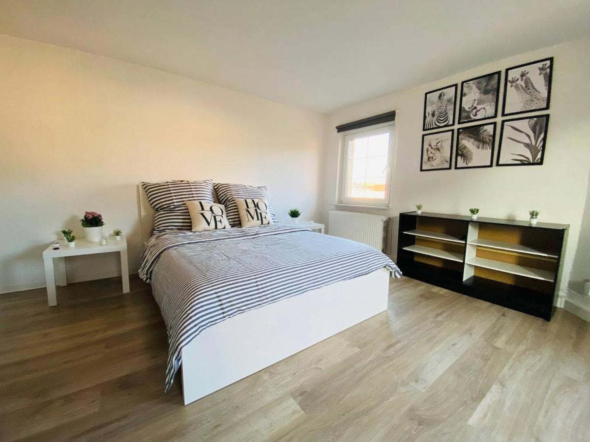 Ihr Zimmer In Freital Bei Dresden Bagian luar foto